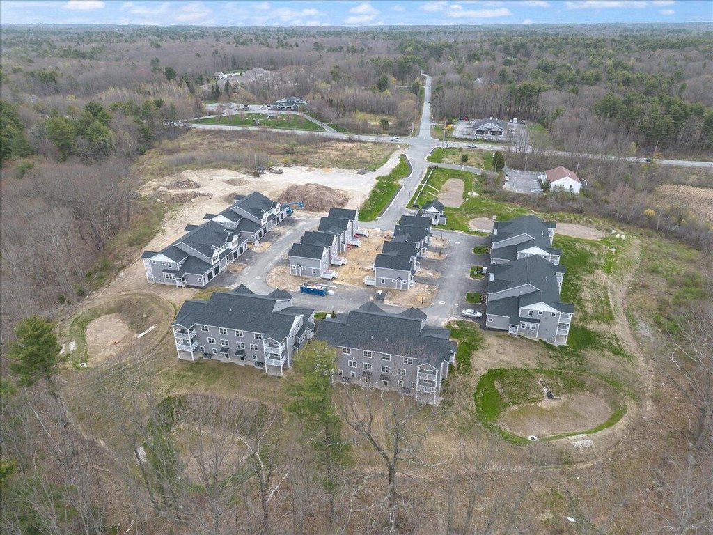 Kittery, Maine, 03904, United States, 2 Bedrooms Bedrooms, ,2 BathroomsBathrooms,Residential,Forsale,1893967