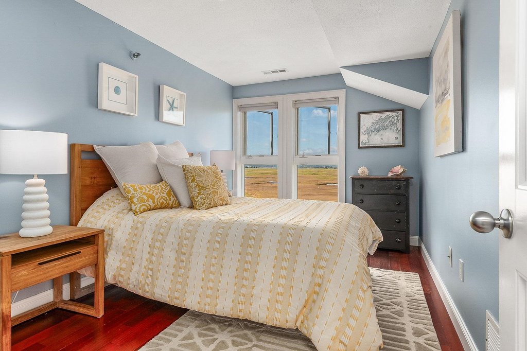 Hampton, New Hampshire, 03842, United States, 2 Bedrooms Bedrooms, ,2 BathroomsBathrooms,Residential,Forsale,2004706