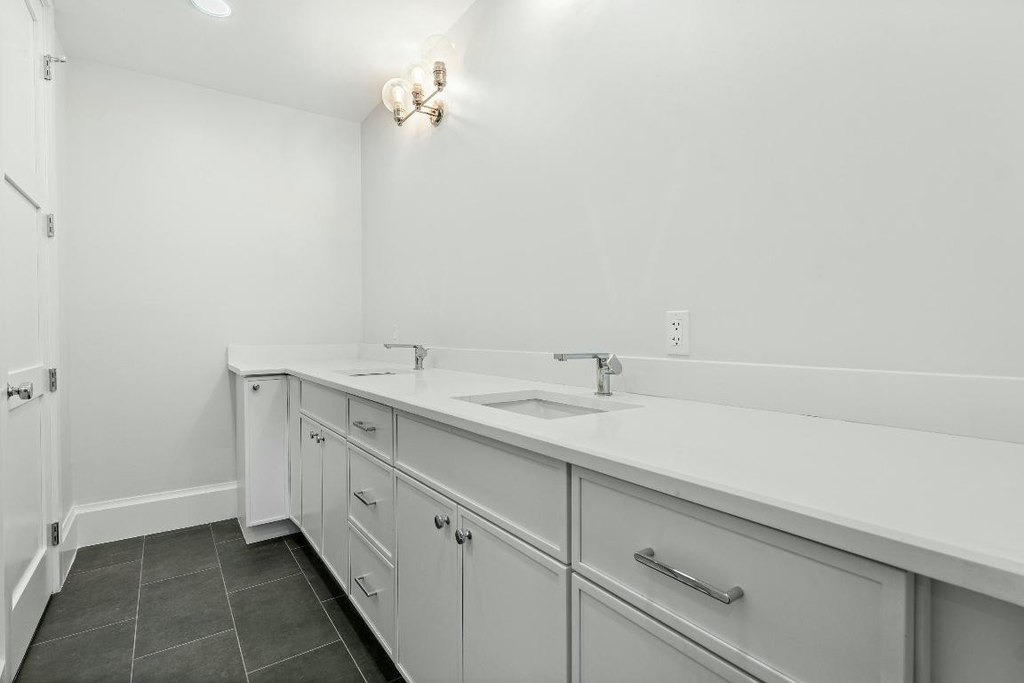 Delray Beach, Florida, 33445, United States, 4 Bedrooms Bedrooms, ,5.5 BathroomsBathrooms,Residential,Forsale,2009889