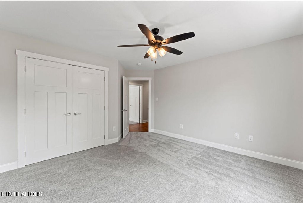 Lenoir City, Tennessee, 37771, United States, 5 Bedrooms Bedrooms, ,3.5 BathroomsBathrooms,Residential,Forsale,1999349