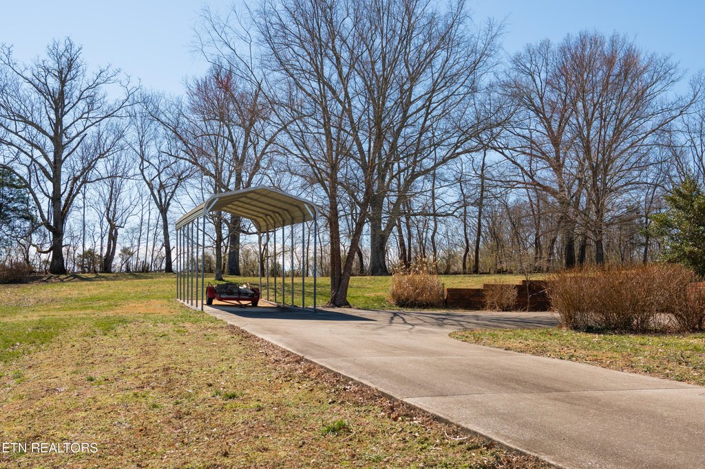 Sparta, Tennessee, 38583, United States, 6 Bedrooms Bedrooms, ,3 BathroomsBathrooms,Residential,Forsale,1885999