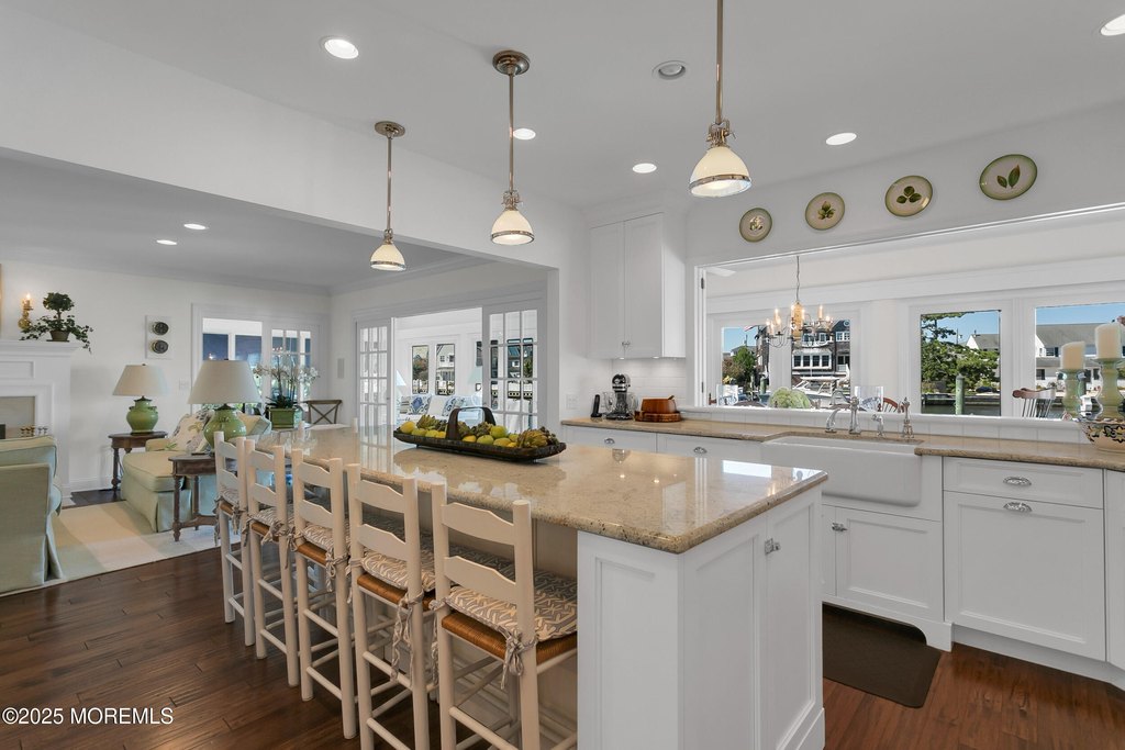 Mantoloking, New Jersey, 08738, United States, 6 Bedrooms Bedrooms, ,4 BathroomsBathrooms,Residential,Forsale,1966063